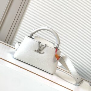 Louis Vuitton Capucines East West Mini Handbag M24671 in White