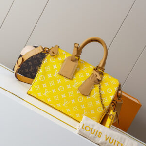 Louis Vuitton Speedy Bandouliere 30 Monogram Handbag