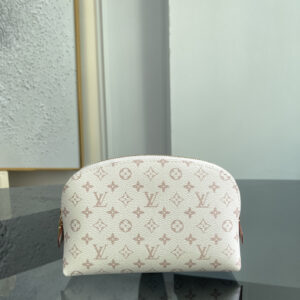 Louis Vuitton Pochett Cosmetic PM Pouch