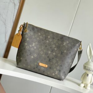 Louis Vuitton Metis Monogram Canvas Shoulder Bag Green