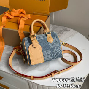 Louis Vuitton Speedy 18 Bandoulière Handbag in Damier Denim 3D Canvas