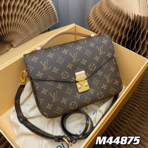 Louis Vuitton Pochette Metis Monogram Canvas Crossbody Bag
