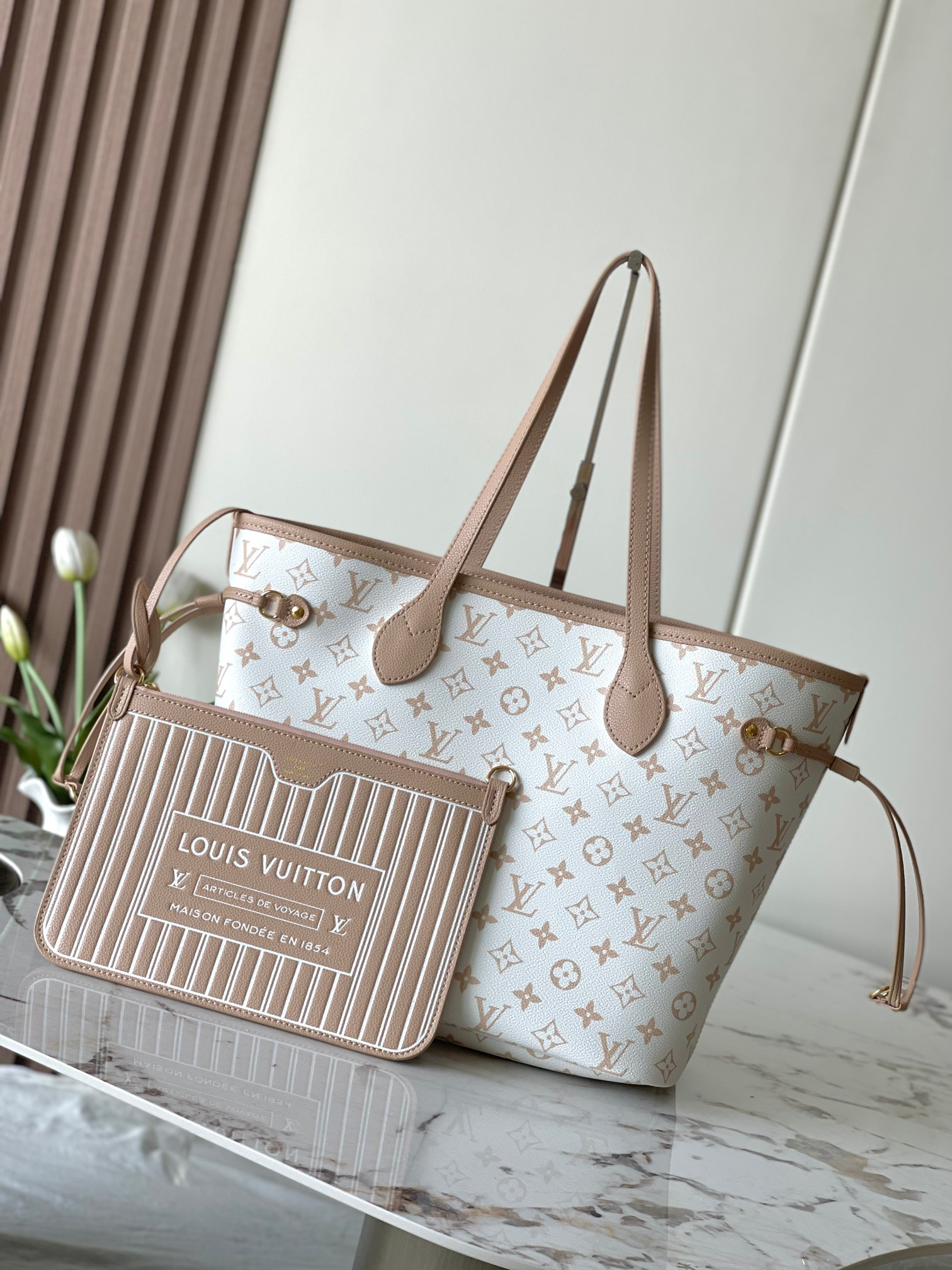 Louis Vuitton Neverfull Bandoulière Inside Out BB Tote Bag
