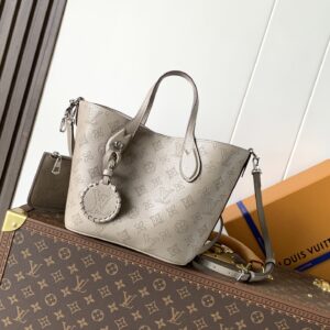 Louis Vuitton Blossom Small Handbag – Mahina Couture