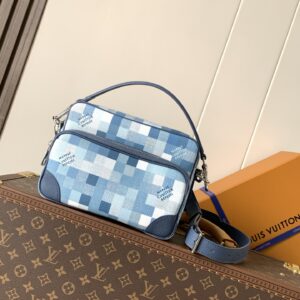 Louis Vuitton Nil M28606 Damoflage Crossbody Bag
