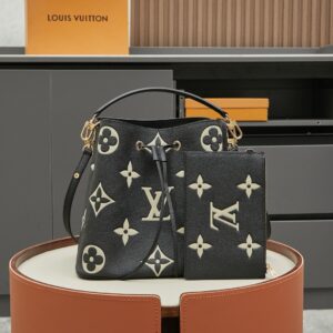 Louis Vuitton NéoNoé Medium Bucket Bag in Black and Apricot