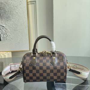 Louis Vuitton Speedy Bandoulière 20 Crossbody Bag in Monogram Canvas
