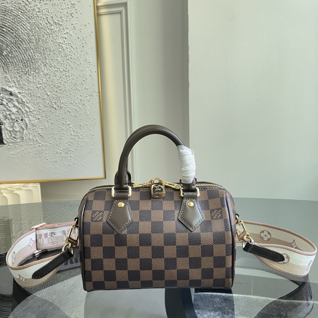 Louis Vuitton Speedy Bandoulière 20 Crossbody Bag in Monogram Canvas