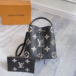 Louis Vuitton NeoNoé MM Bucket Bag