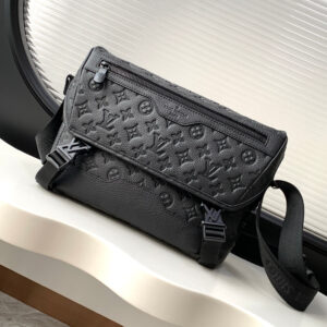 Louis Vuitton Voyager Messenger Bag M25121 in Monogram Shadow Leather