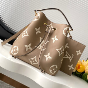 Louis Vuitton NéoNoé Medium Bucket Bag