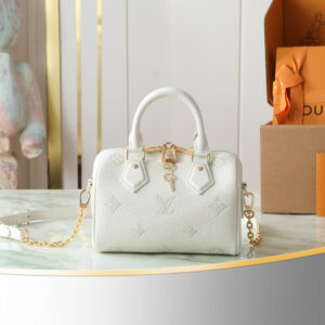 Louis Vuitton Speedy Bandoulière 20 Handbag in Green Monogram Empreinte Leather