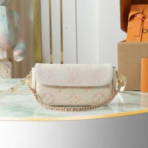 Louis Vuitton Wallet On Chain Ivy M83026 in Beige and Chocolate Monogram Canvas