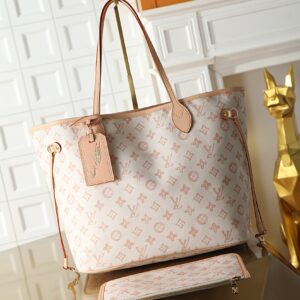 Louis Vuitton Neverfull MM Tote Bag in Light Yellow Monogram Canvas