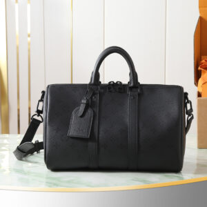 Louis Vuitton Keepall Bandoulière 35 Travel Bag in Monogram Midnight