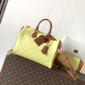 Louis Vuitton Speedy P9 Bandoulière 30 Monogram Leather Handbag