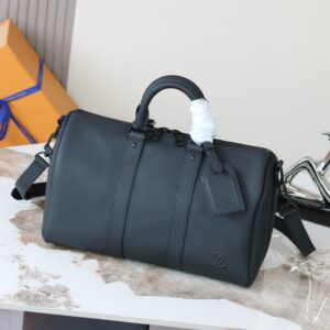 Louis Vuitton Keepall Bandoulière 35 Travel Bag in Black Leather