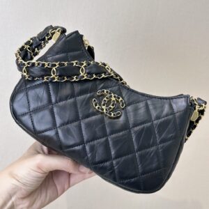 Chanel 23K Vintage-Style Leather Shoulder Bag