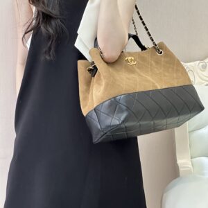 Chanel 5657 Large Suede Handbag – 25A Craftsmanship Collection