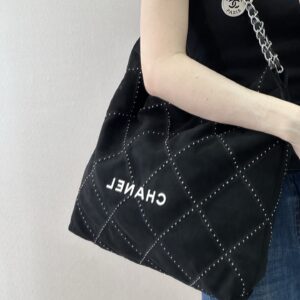 Chanel 22 Shoulder Bag