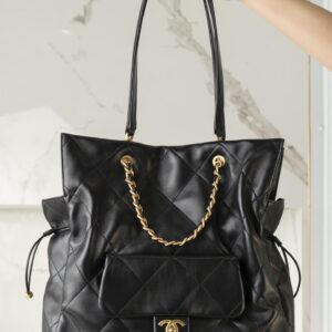 CHANEL 25C Early Spring Large Tote Bag