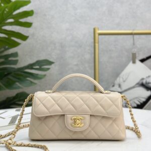 Chanel 25P Kelly-Style Leather Top-Handle Bag