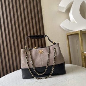 Chanel 25A Handmade Lambskin Bag