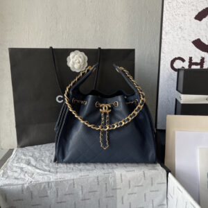 Chanel Quilted Hobo Shoulder Bag AS5293