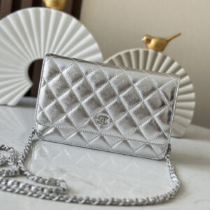 Chanel Wallet on Chain
