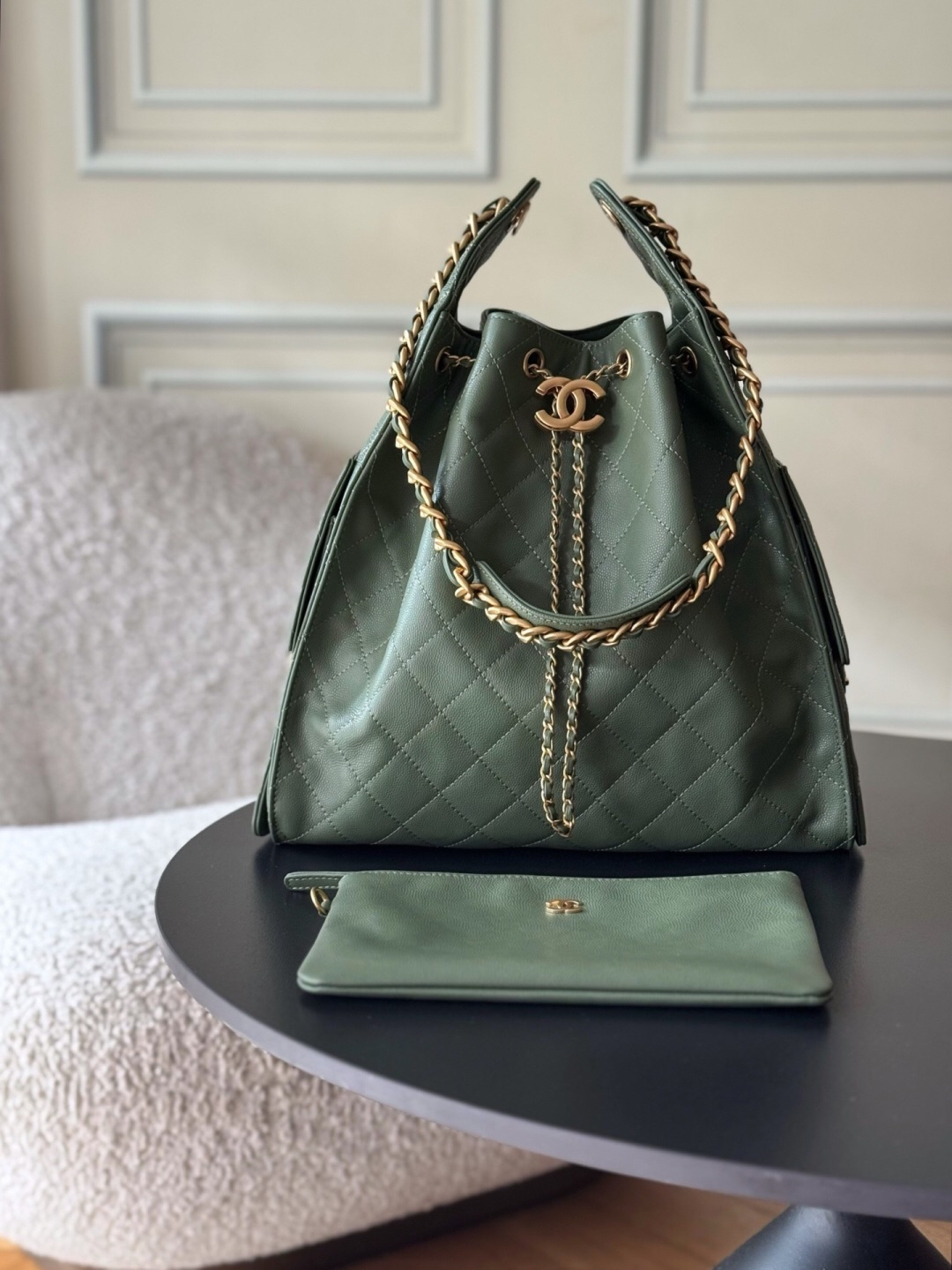 CHANEL 25 Quilted Leather Hobo Shoulder Bag