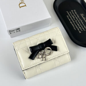 Dior M116 Mini Lady Dior Wallet