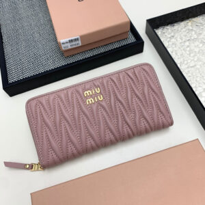 Miu Miu Leather Zipper Coin Purse