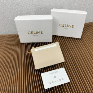 Triomphe Leather Zip Card Holder