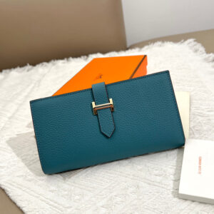Hermes Women’s Vertical Leather Wallet with Interior Zip Pocket