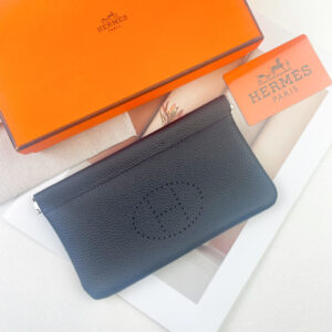 Hermes 6911 Togo Leather Wallet