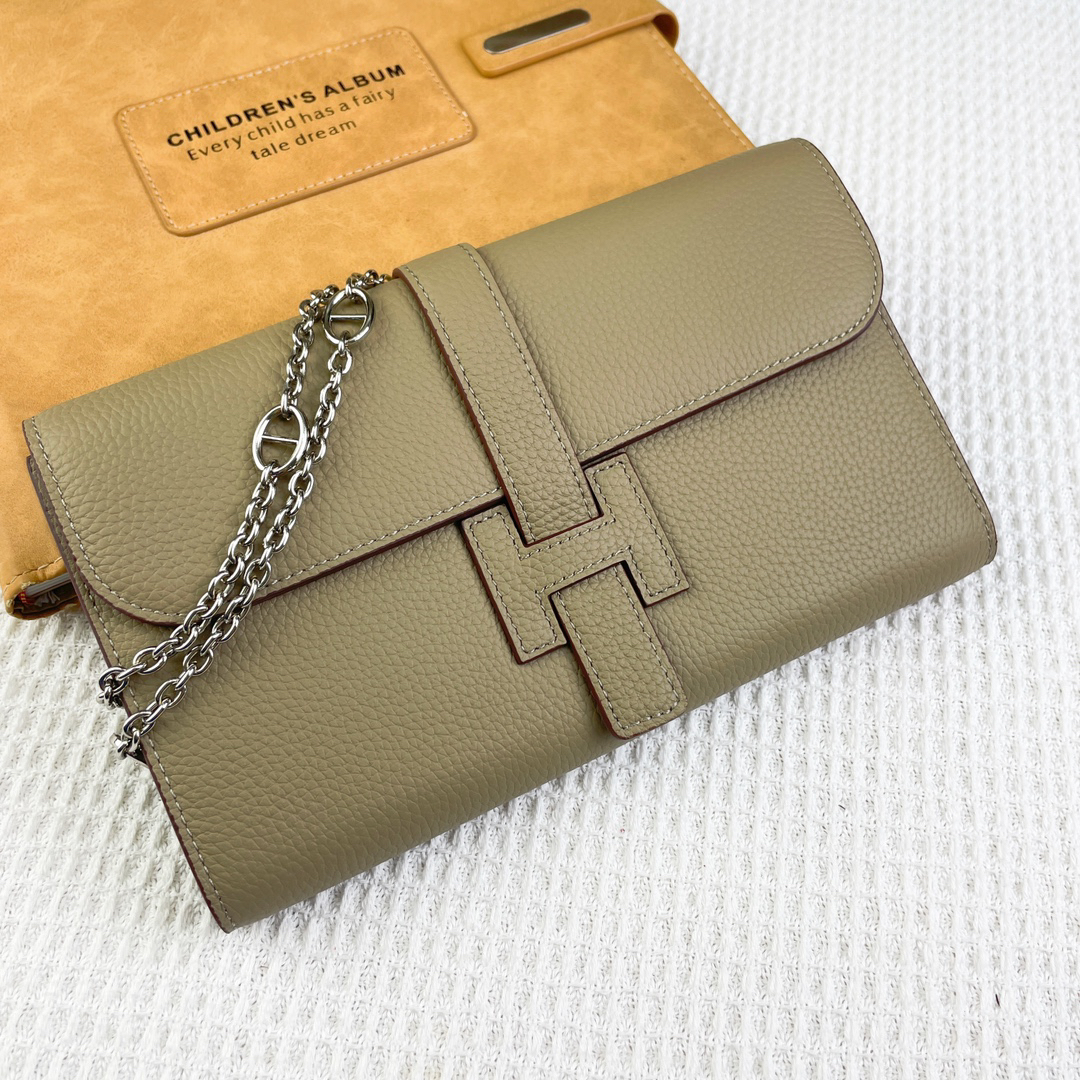 Hermès Lychee-Grain Leather Chain Shoulder Bag