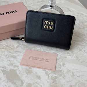 Miu Miu Leather Slim Wallet