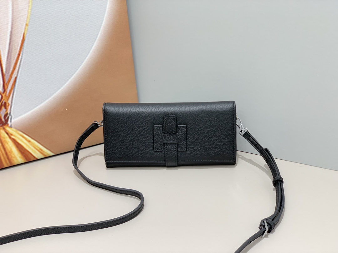 Hermes Women's Togo Calfskin Shoulder Bag