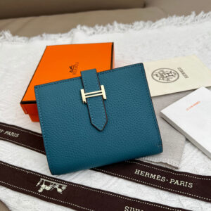 Hermès 5120 Litchi-Textured Leather Vertical Wallet