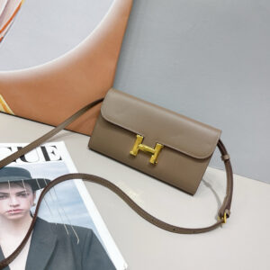 Hermès Constance Long Wallet