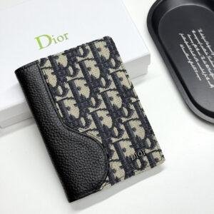 Dior 30 Montaigne Passport Holder