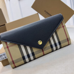 Burberry Vintage Check Long Wallet