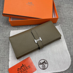 Hermes Women’s Solid Color Bifold Leather Wallet
