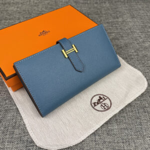 Hermès Women’s Empson Leather Long Zip Wallet