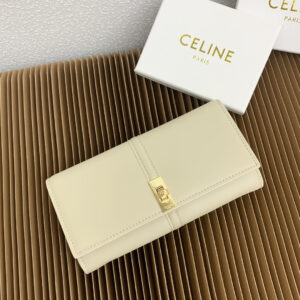 Triomphe 16 Cowhide Leather Wallet