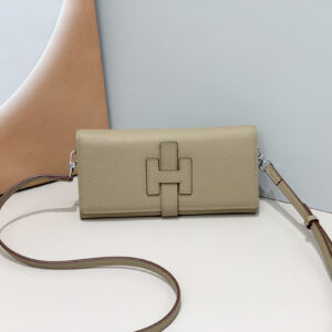 Hermès Women’s Togo Leather Shoulder Bag