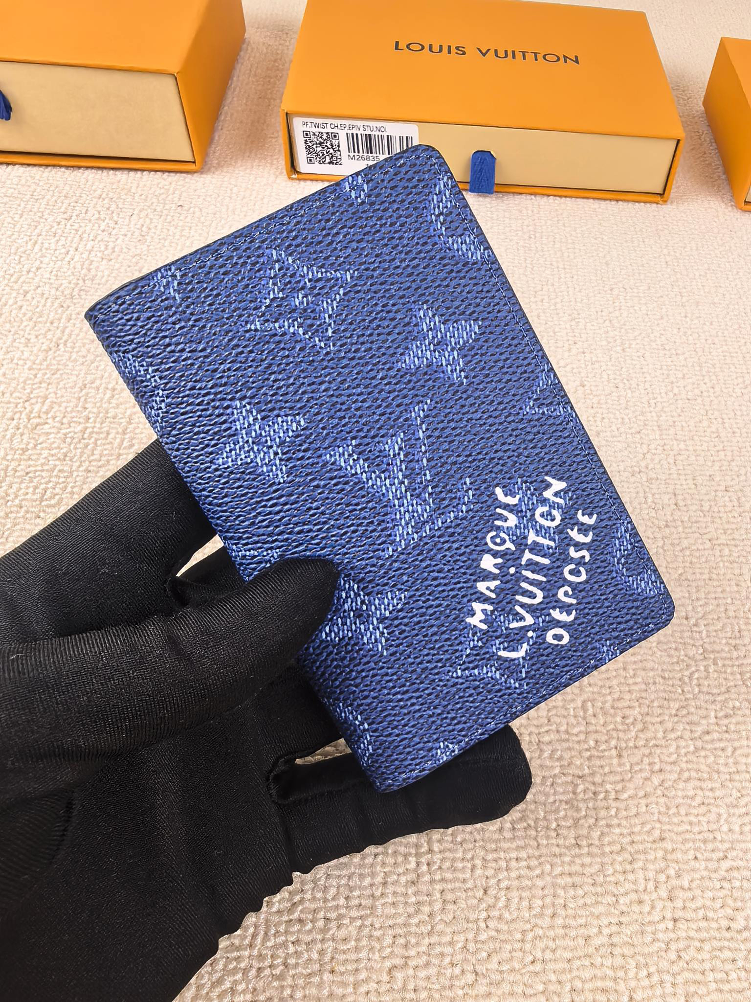 Louis Vuitton M26841 Damier Canvas Pocket Card Holder
