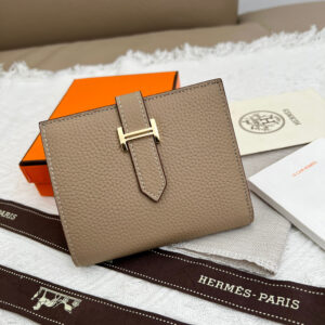 Hermes Leather Wallet, Style 5120