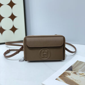 Hermès Togo Calfskin Shoulder Bag 502-2