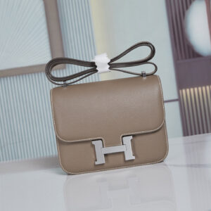 Hermès Constance 19 Shoulder Crossbody Bag